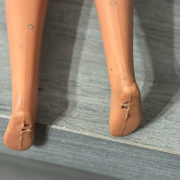 PRE OWNED MATTEL 1987 TEEN SKIPPER TWIST AND TURN BARBIE DOLL BUTTERFLY CROP TOP - Picture 7 of 16